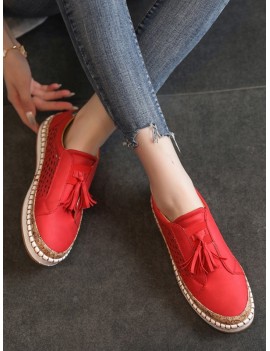 Hollow Out Tassel Embellished Slip On Shoes - Red Eu 37